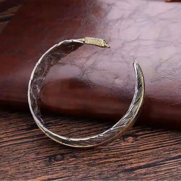 Adjustable Opening Bracelet Silver Plated Bracelet Feather Bracelet - Picture 4 of 16